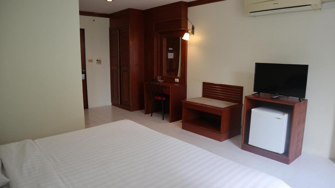 Patong Triple P Hotel Екстериор снимка