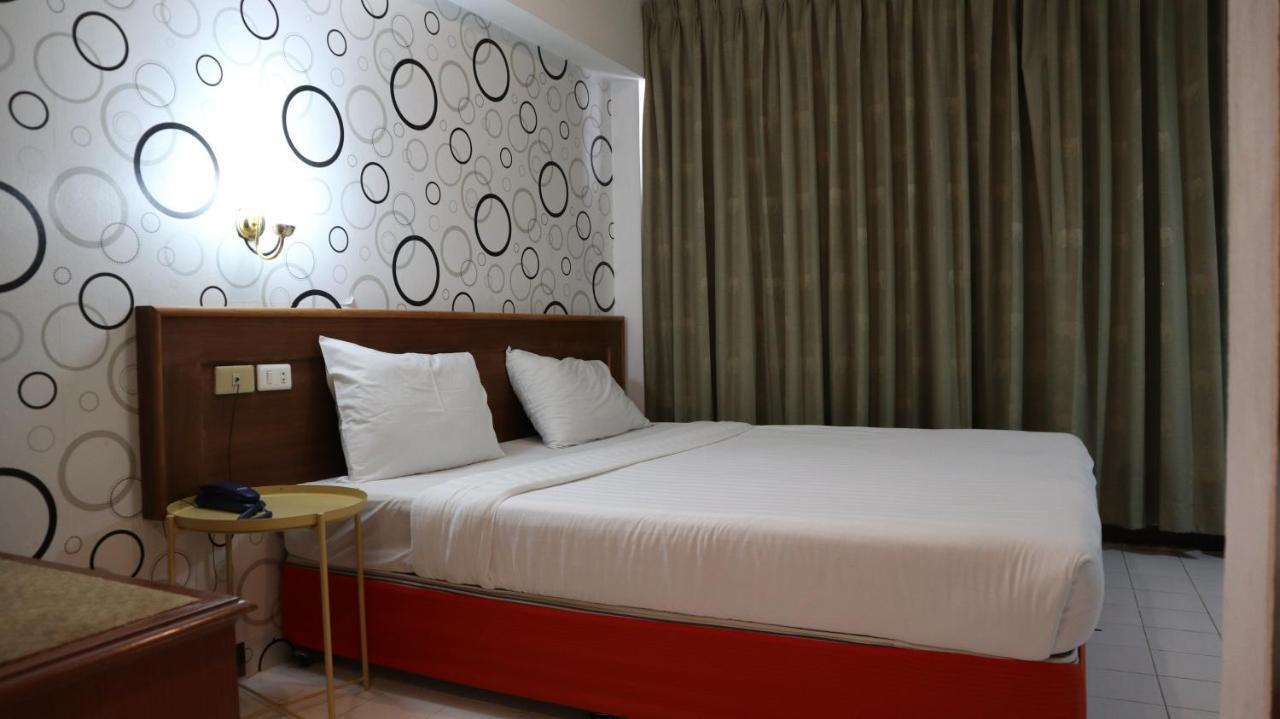 Patong Triple P Hotel Екстериор снимка
