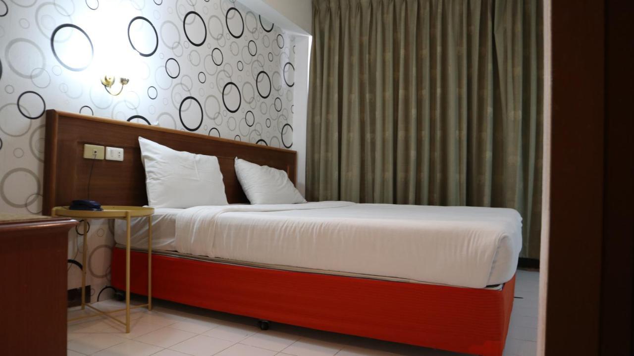 Patong Triple P Hotel Екстериор снимка